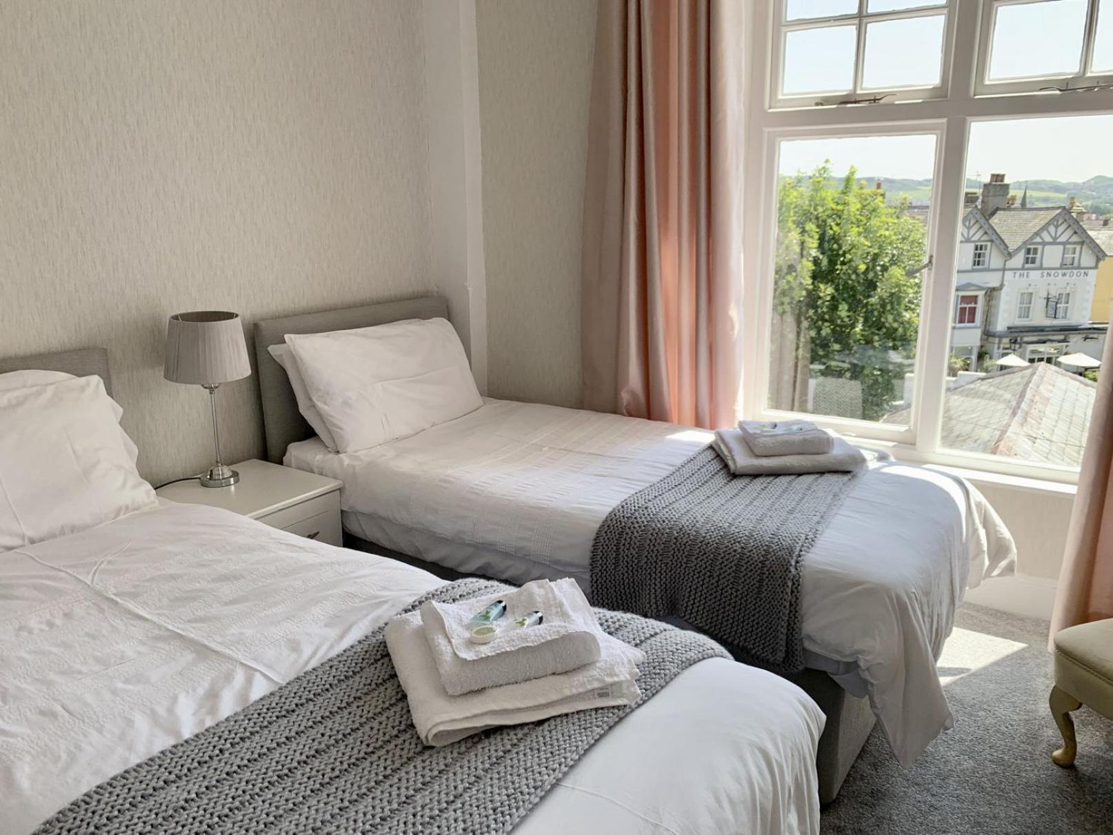 Seaclyffe Hotel Ltd 兰迪德诺 外观 照片
