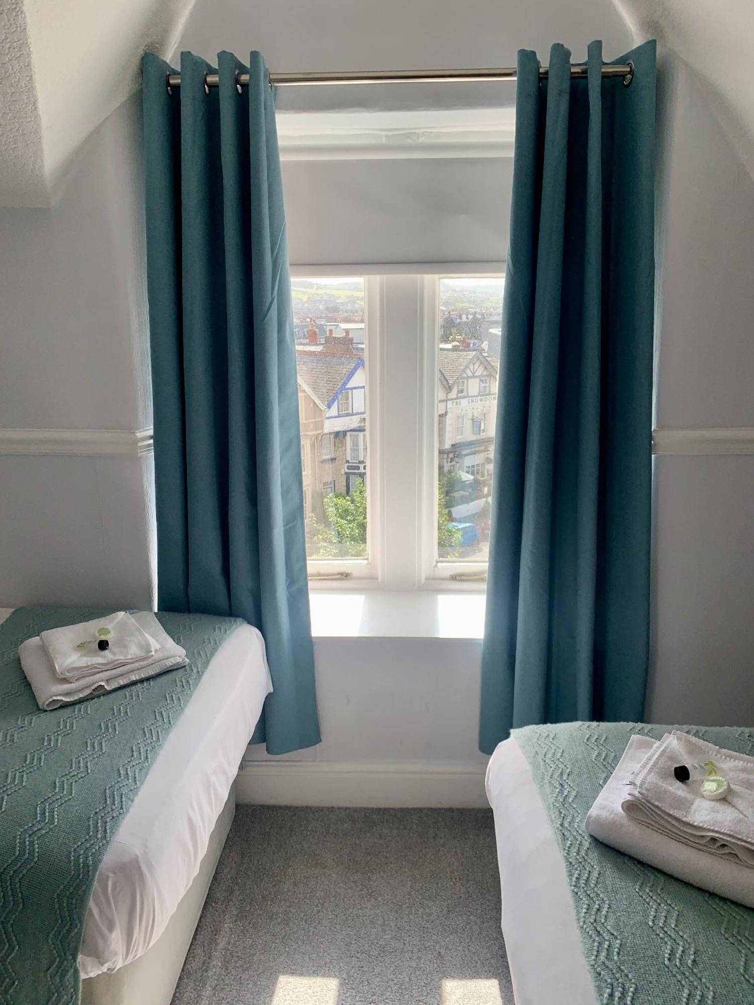 Seaclyffe Hotel Ltd 兰迪德诺 客房 照片