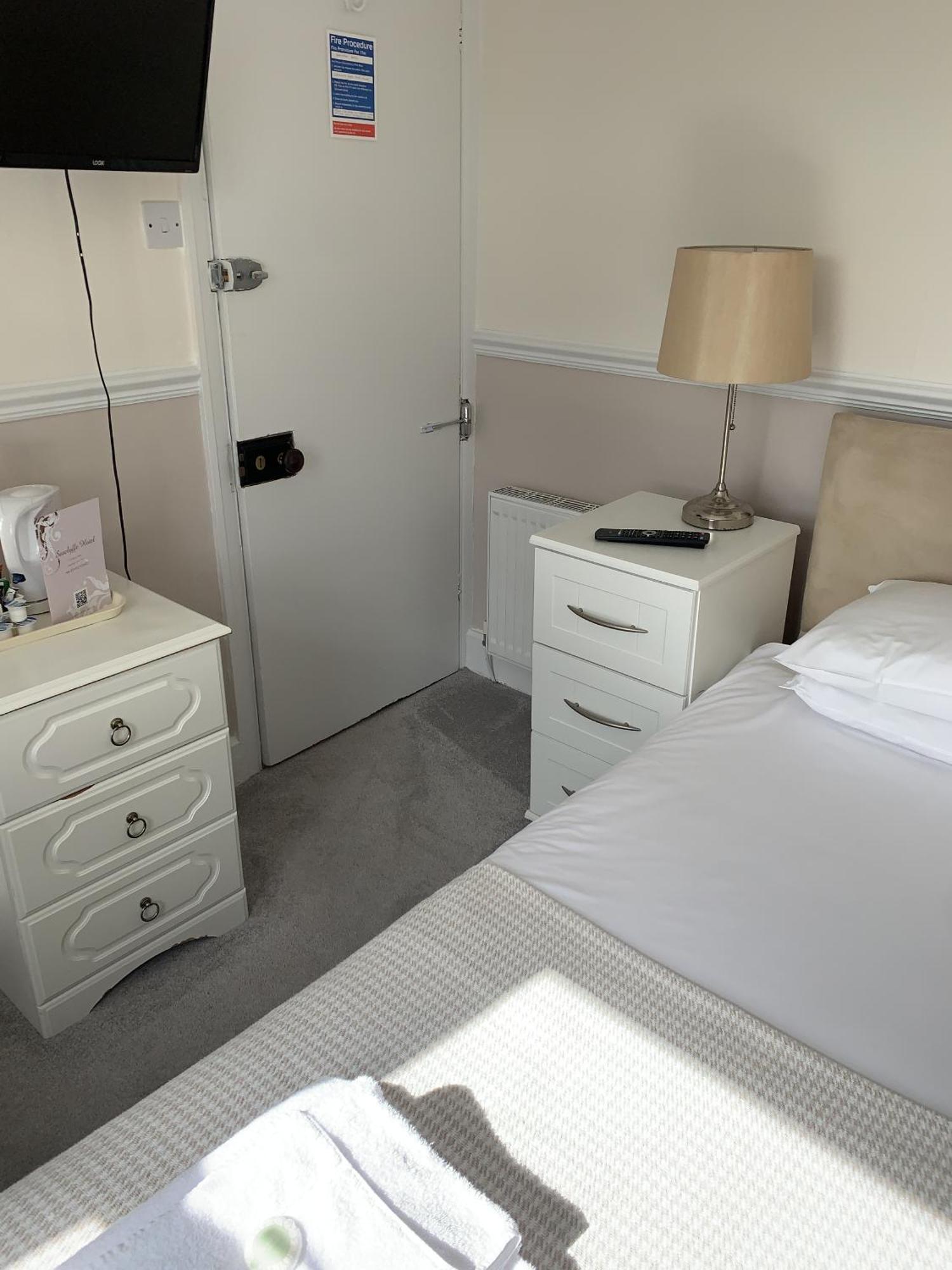 Seaclyffe Hotel Ltd 兰迪德诺 客房 照片